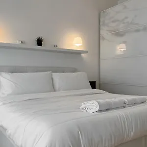 https://la-casa-di-roma-00146.it-romehotels.com